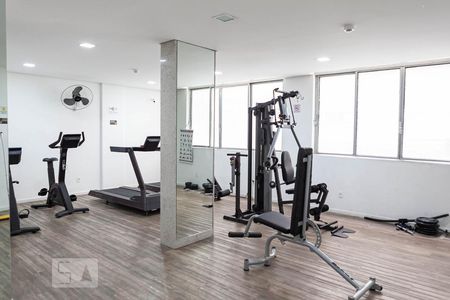 Apartamento à venda com 49m², 1 quarto e sem vagaÁrea comum - academia