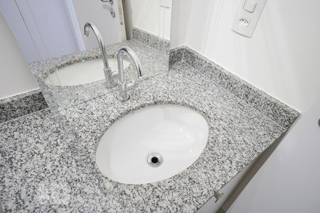 Detalhe banheiro de apartamento para alugar com 1 quarto, 42m² em Brás, São Paulo