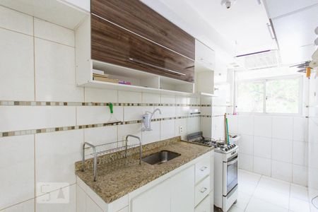 Apartamento à venda com 50m², 2 quartos e 1 vaga Apartamento à venda com 50m², 2 quartos e 1 vagaCozinha e Área de Serviço