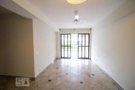Sala de apartamento para alugar com 3 quartos, 112m² em Recreio dos Bandeirantes, Rio de Janeiro