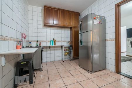 Casa à venda com 200m², 4 quartos e 2 vagas Casa à venda com 200m², 4 quartos e 2 vagasCozinha