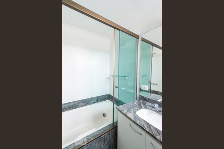 Apartamento para alugar com 178m², 3 quartos e 3 vagas Apartamento para alugar com 178m², 3 quartos e 3 vagasBanheiro Suíte 3