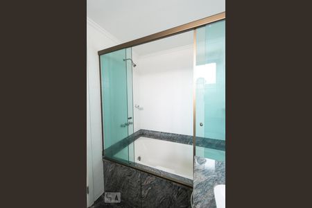 Apartamento para alugar com 178m², 3 quartos e 3 vagas Apartamento para alugar com 178m², 3 quartos e 3 vagasBanheiro Suíte 3