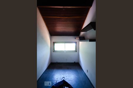 Casa à venda com 250m², 4 quartos e 2 vagas Casa à venda com 250m², 4 quartos e 2 vagasCozinha no 4º pavimento