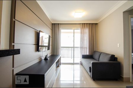 Sala de apartamento para alugar com 2 quartos, 58m² em Cambuí, Campinas