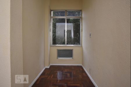 Sala de apartamento para alugar com 2 quartos, 98m² em Jardim Guanabara, Rio de Janeiro