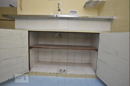 Apartamento para alugar com 98m², 2 quartos e 1 vagaCozinha - Armário da Pia