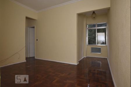 Sala de apartamento para alugar com 2 quartos, 98m² em Jardim Guanabara, Rio de Janeiro