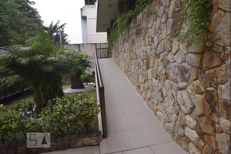 Apartamento para alugar com 98m², 2 quartos e 1 vagaRampa de Acesso na entrada