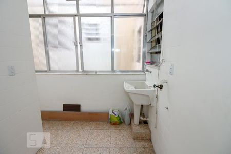 Apartamento à venda com 81m², 3 quartos e 1 vagaÁrea de Serviço