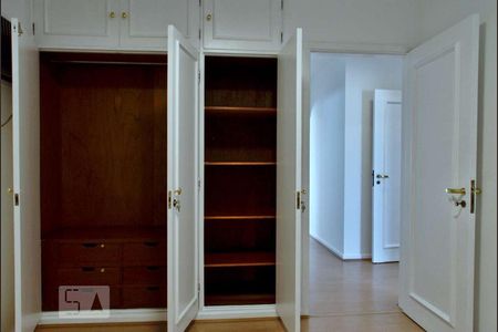 Apartamento à venda com 145m², 4 quartos e 3 vagas Apartamento à venda com 145m², 4 quartos e 3 vagasQuarto 2