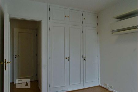 Apartamento à venda com 145m², 4 quartos e 3 vagas Apartamento à venda com 145m², 4 quartos e 3 vagasQuarto 1