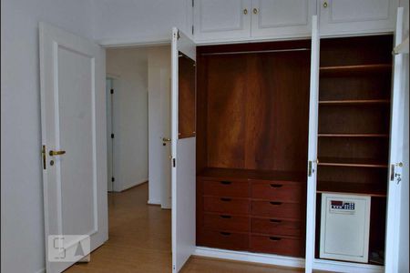 Apartamento à venda com 145m², 4 quartos e 3 vagas Apartamento à venda com 145m², 4 quartos e 3 vagasQuarto 1
