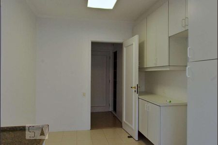Apartamento à venda com 145m², 4 quartos e 3 vagas Apartamento à venda com 145m², 4 quartos e 3 vagasCozinha