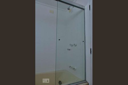 Apartamento à venda com 145m², 4 quartos e 3 vagas Apartamento à venda com 145m², 4 quartos e 3 vagasBanheiro Suite