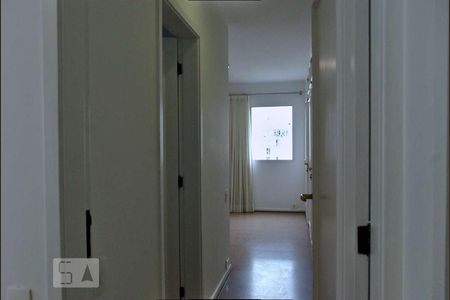 Apartamento à venda com 145m², 4 quartos e 3 vagas Apartamento à venda com 145m², 4 quartos e 3 vagasSuite