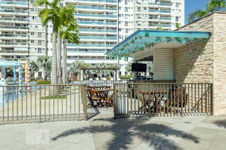 Apartamento à venda com 68m², 2 quartos e 1 vagaÁrea Comum - Piscina