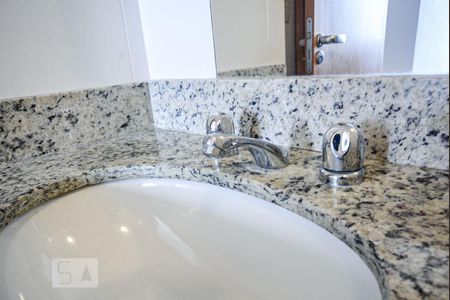 Apartamento à venda com 68m², 2 quartos e 1 vagaBanheiro Suíte