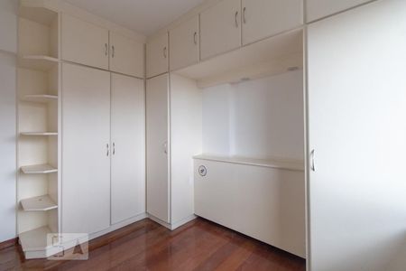 Apartamento à venda com 82m², 3 quartos e 2 vagasQuarto 1