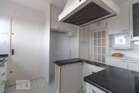 Apartamento à venda com 82m², 3 quartos e 2 vagasCozinha
