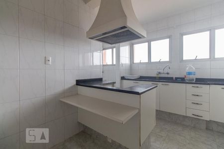 Apartamento à venda com 82m², 3 quartos e 2 vagasCozinha
