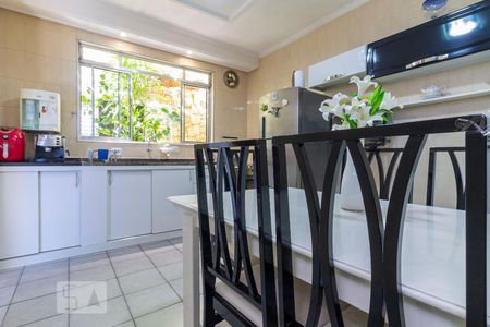 Cozinha de casa à venda com 2 quartos, 167m² em Vila Caju, São Paulo