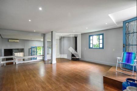 Sala de casa à venda com 2 quartos, 163m² em Medianeira, Porto Alegre