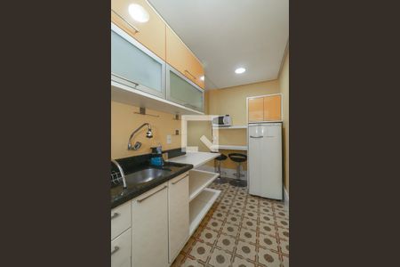 Cozinha de apartamento à venda com 1 quarto, 70m² em Moinhos de Vento, Porto Alegre