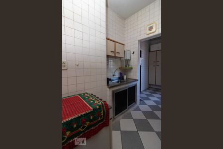 Apartamento à venda com 55m², 2 quartos e sem vagaCozinha