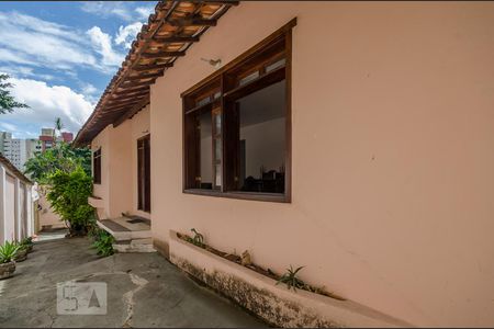 Casa para alugar com 427m², 6 quartos e 6 vagasÁrea Externa