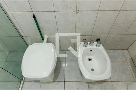 Casa à venda com 225m², 3 quartos e sem vaga Casa à venda com 225m², 3 quartos e sem vagaBanheiro