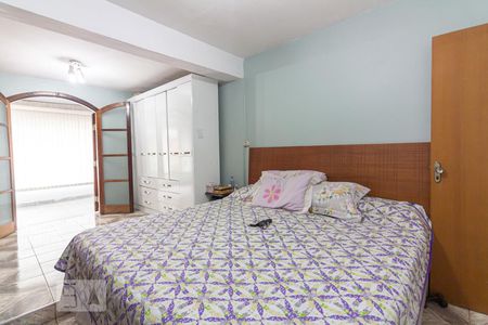 Casa à venda com 300m², 3 quartos e 2 vagasSuíte 