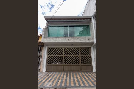 Casa à venda com 300m², 3 quartos e 2 vagasFachada