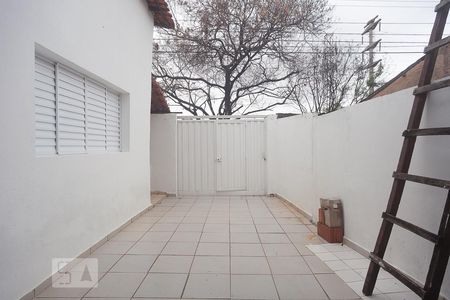 Quintal de casa para alugar com 2 quartos, 70m² em Parque Industrial, Campinas