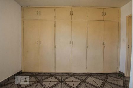 Apartamento à venda com 90m², 3 quartos e sem vaga Apartamento à venda com 90m², 3 quartos e sem vagaQuarto