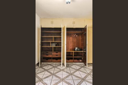 Apartamento à venda com 90m², 3 quartos e sem vaga Apartamento à venda com 90m², 3 quartos e sem vagaQuarto