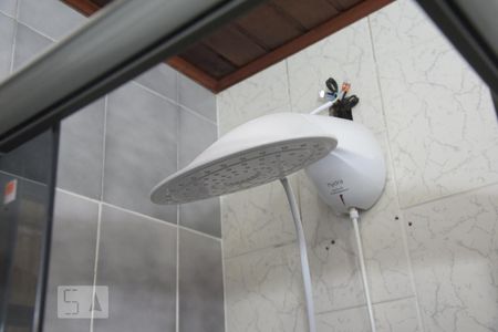 Casa de condomínio à venda com 112m², 2 quartos e 3 vagasBanheiro do Quarto 2 