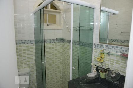 Casa de condomínio à venda com 112m², 2 quartos e 3 vagasBanheiro Social