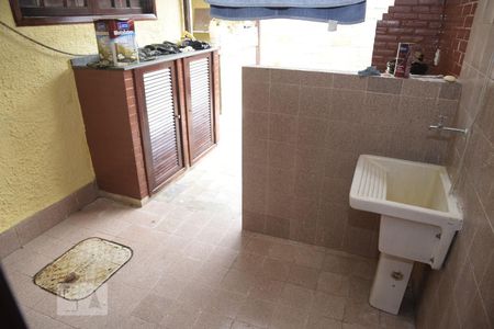 Casa de condomínio à venda com 112m², 2 quartos e 3 vagasÁrea de Serviço