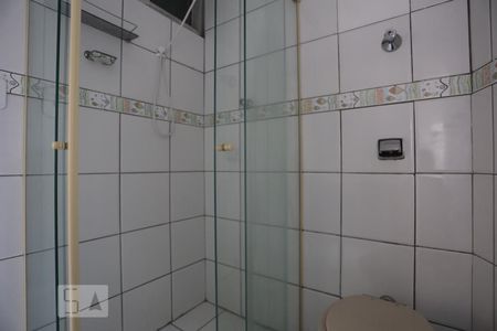 Banheiro de apartamento para alugar com 1 quarto, 39m² em Bela Vista, São Paulo