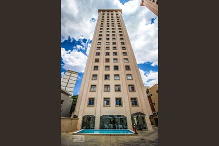 Apartamento à venda com 42m², 1 quarto e 1 vagaFachada