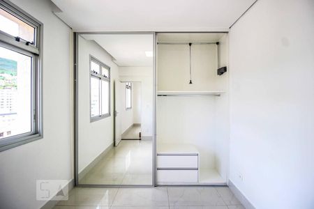 Apartamento à venda com 42m², 1 quarto e 1 vagaSuíte