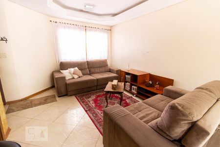 Sala de casa para alugar com 3 quartos, 146m² em Jardim Itu Sabará, Porto Alegre