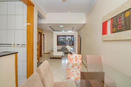 Sala de casa para alugar com 3 quartos, 146m² em Jardim Itu Sabará, Porto Alegre