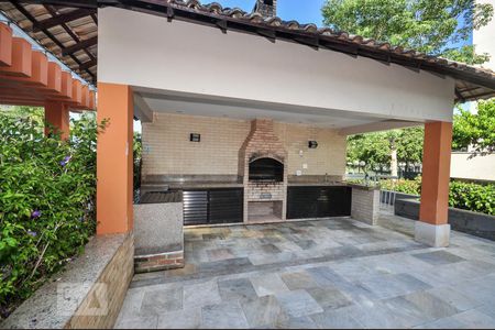 Apartamento para alugar com 66m², 2 quartos e 2 vagas