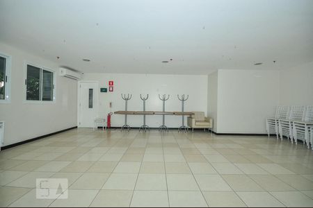 Apartamento para alugar com 66m², 2 quartos e 2 vagas