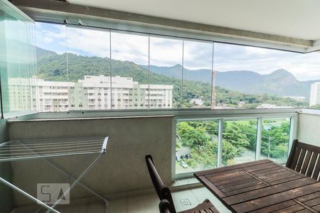 Apartamento para alugar com 66m², 2 quartos e 2 vagas