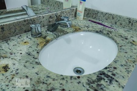 Apartamento para alugar com 66m², 2 quartos e 2 vagas