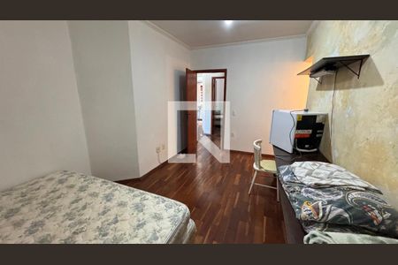 Casa para alugar com 440m², 8 quartos e 4 vagas Casa para alugar com 440m², 8 quartos e 4 vagasQuarto 3 Casa 1