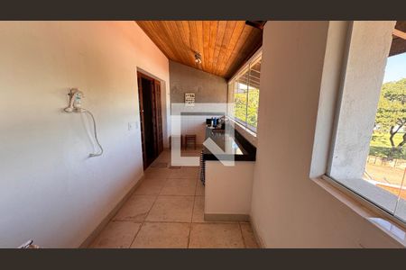 Casa para alugar com 440m², 8 quartos e 4 vagas Casa para alugar com 440m², 8 quartos e 4 vagasÁrea de Serviço Casa 1